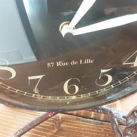 Antique Style Rustic Cottage Mantle Table Clock. Bird - Picture 6 of 7